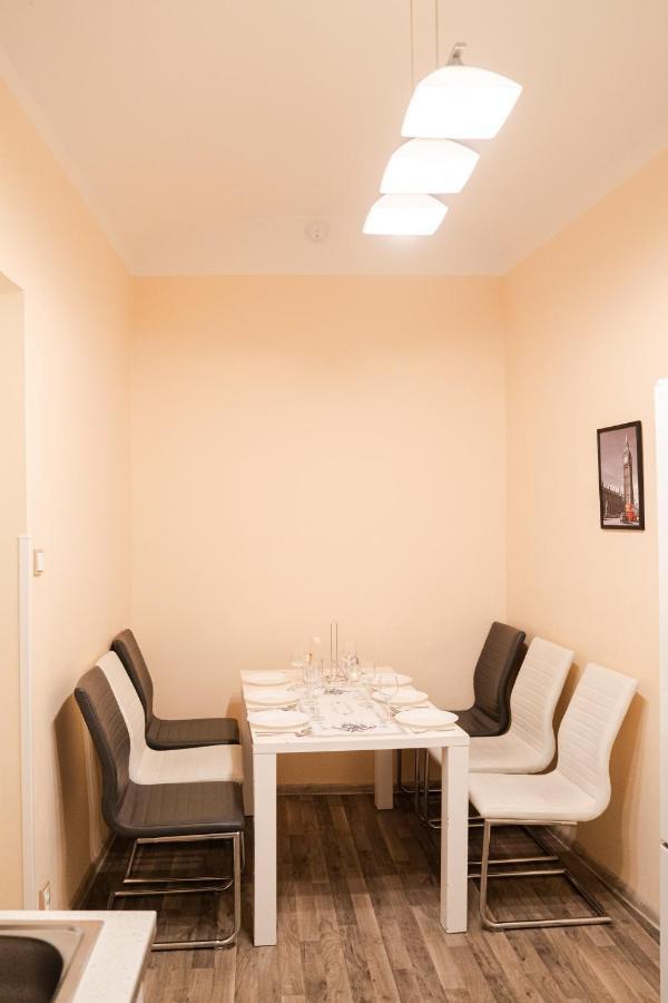 Apartamento Helen Homestay Vaclavske Namesti Praga