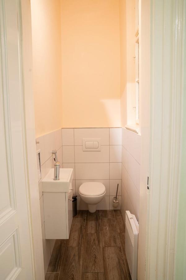 Helen Homestay Vaclavske Namesti * Praga