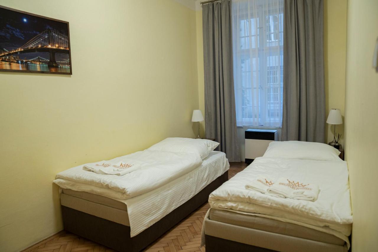 Apartamento Helen Homestay Vaclavske Namesti Praga