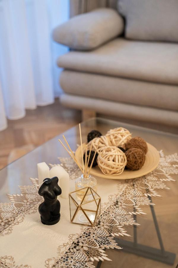 Apartamento Helen Homestay Vaclavske Namesti *